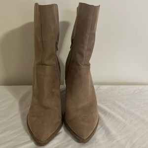 Universal Thread size‎ 11 boots